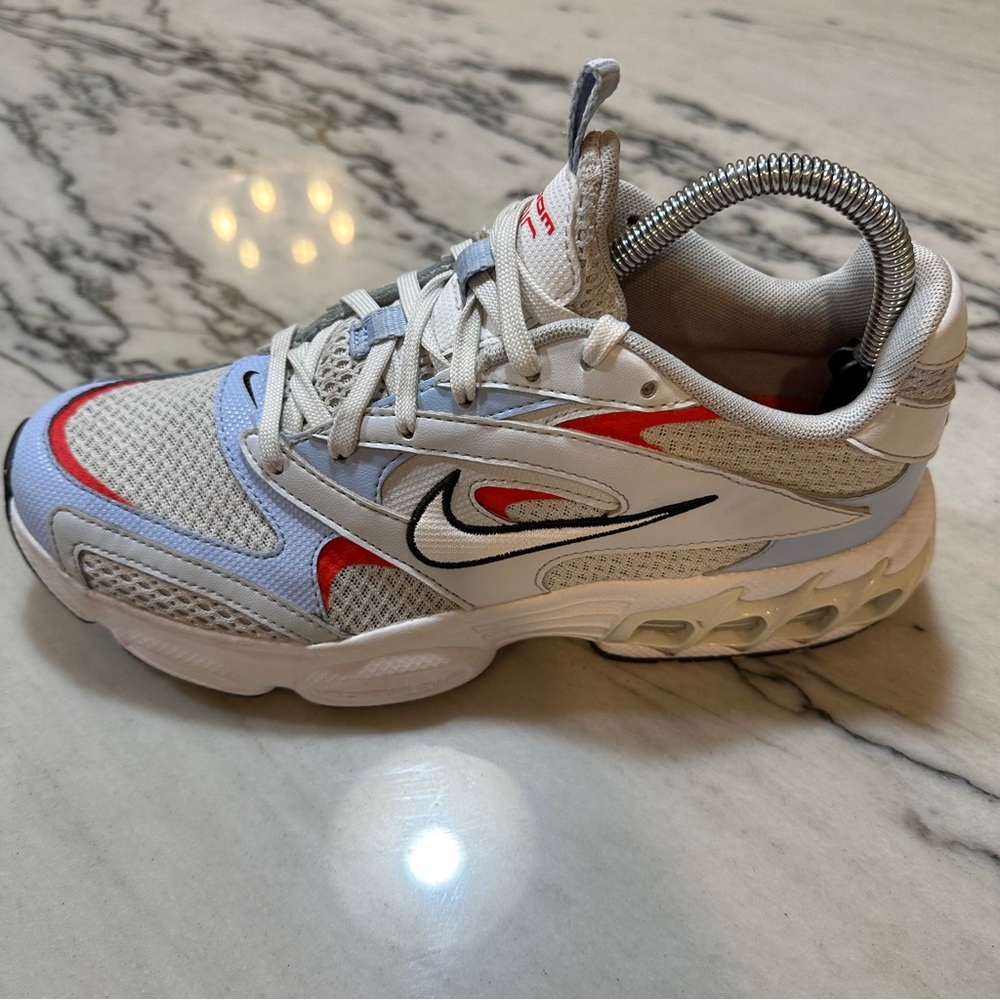 Nike Zoom‎ Air Fire “White Royal Tint” Pure Platinum Women’s Sz 8 DN1392-101